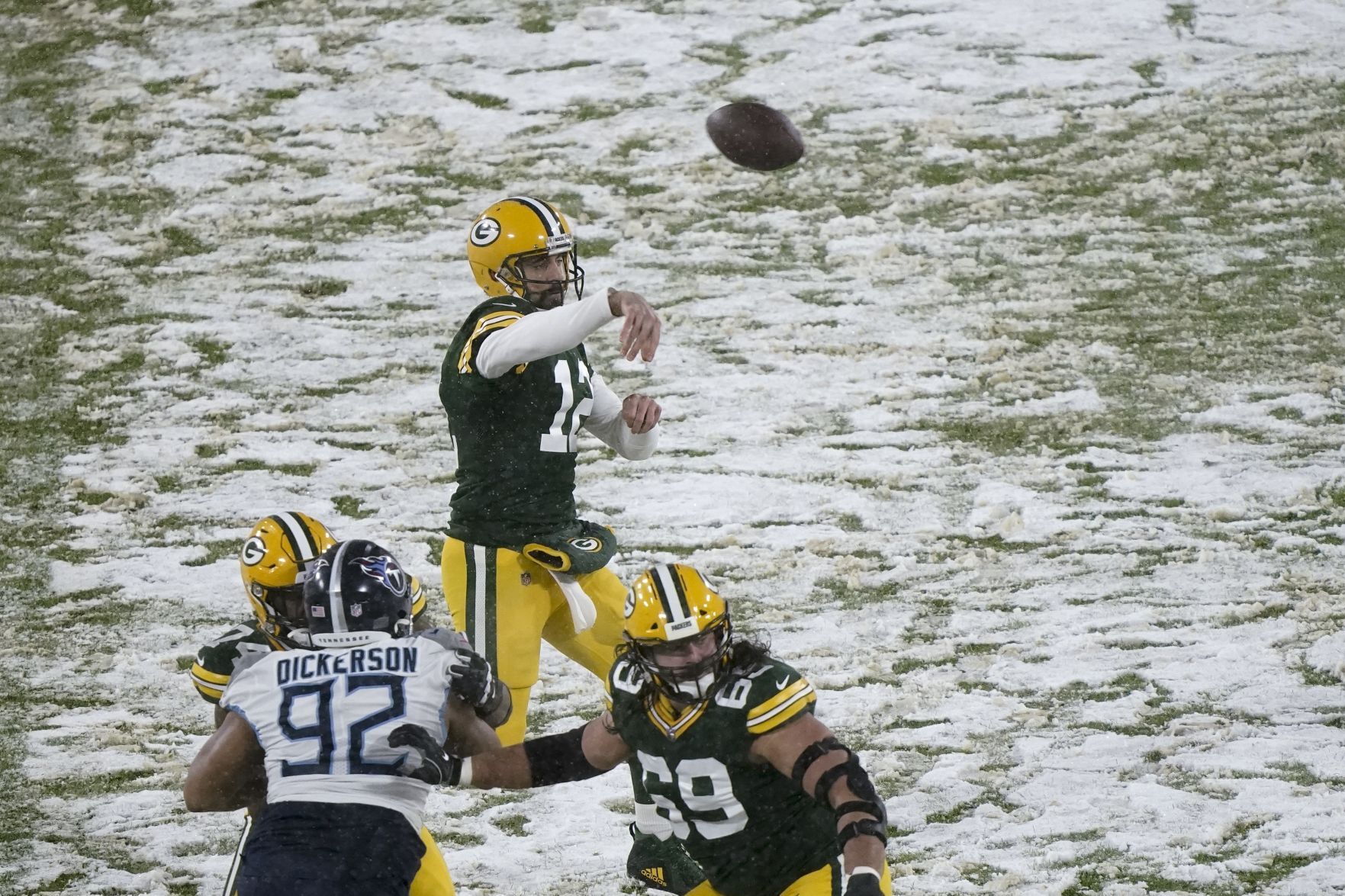Packers 40, Titans 14